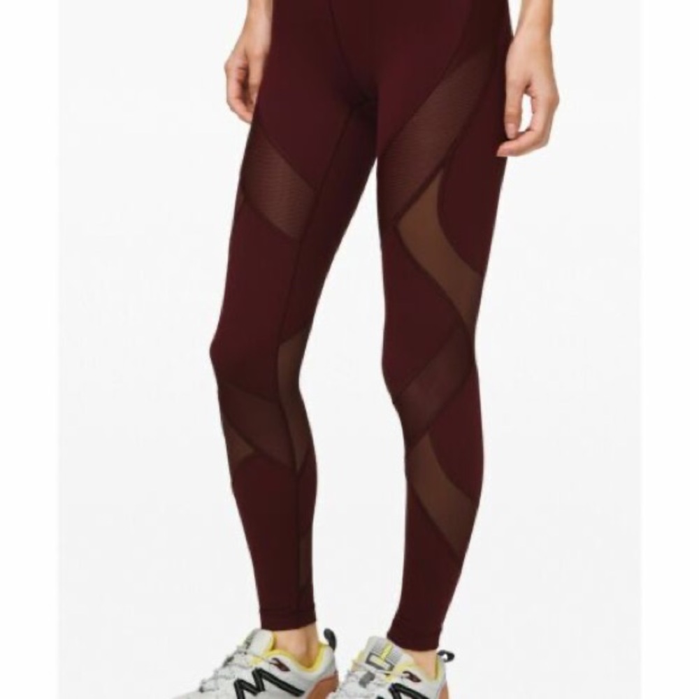 lululemon athletica size 10 Wunder Under high rise legging with mesh panels EUC